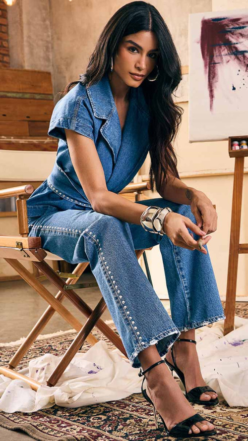CALÇA JEANS WIDE LEG TACHAS
