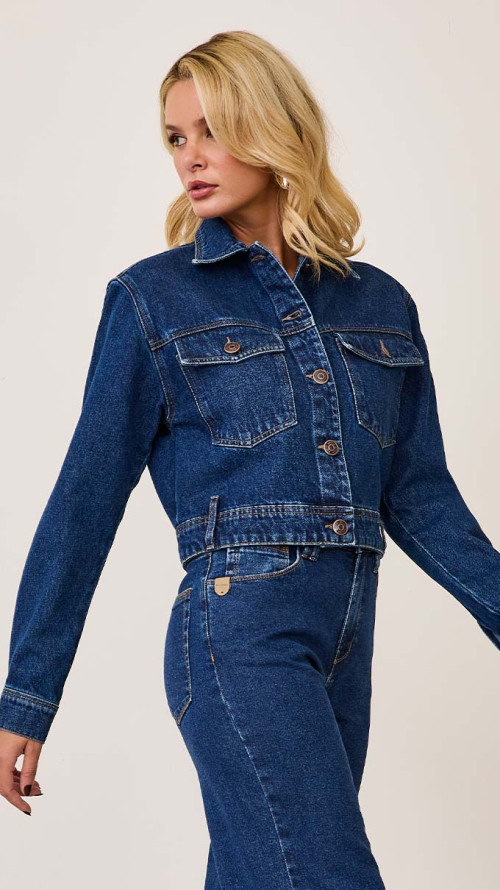 JAQUETA JEANS CROPPED ESCURA