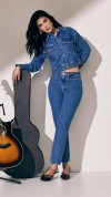 CALÇA JEANS MOM SHAKIRA BOLSO CHANFRADO