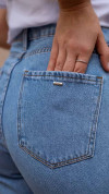 CALÇA JEANS WIDE LEG COM STRASS