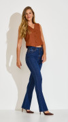 CALÇA JEANS ESCURA FLARE BOLSO RELÓGIO