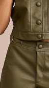 SHORT COURO ECO ALFAIATARIA VERDE MUSGO