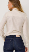 CAMISA MANGA LONGA ABOTOAMENTO OCULTO BEGE